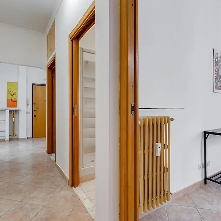 Bmga L 3bdr For Families In Garbatella Roma